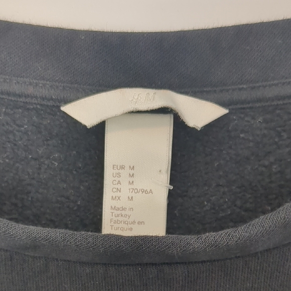 H&M Black Crew Neck Sweater With Puff Sleeves - Picture 3 of 5